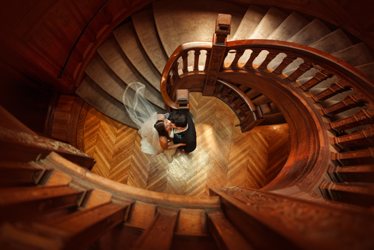 Bottom-staircase.jpg
